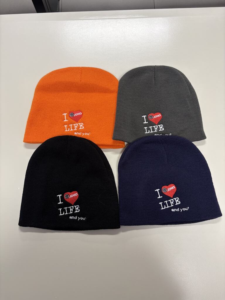 berretto_invernale_ricamato_5euro